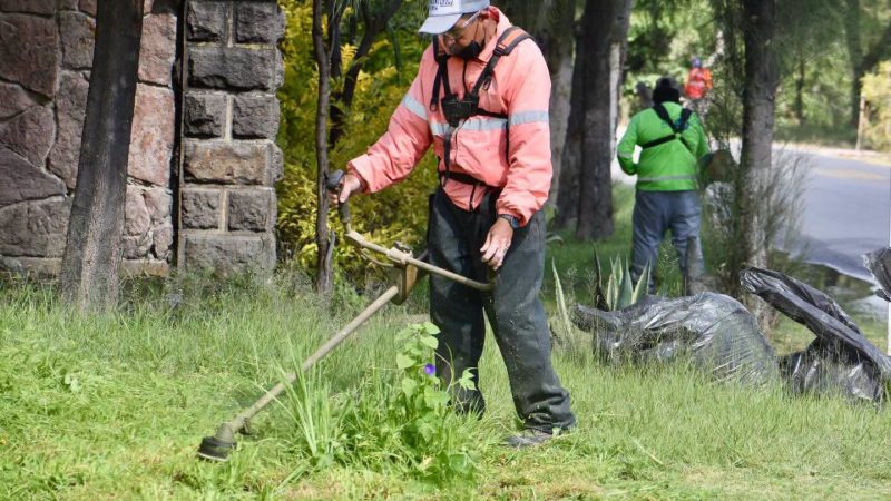Gobierno de la Capital realiza labores de limpieza y mantenimiento en el tradicional Camino a la Presa