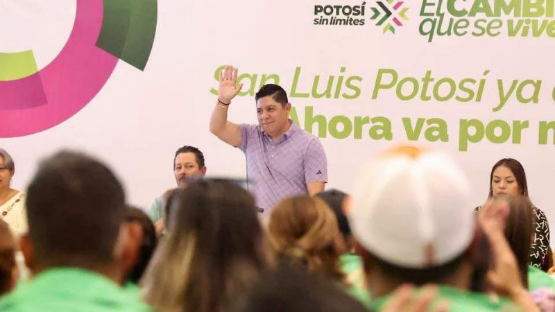 EL GOBERNADOR RICARDO GALLARDO AMPLIARÁ PROGRAMAS SOCIALES EN SANTA MARÍA DEL RÍO Y HUEHUETLÁN