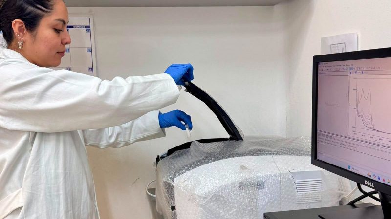 Proyecto de investigación de la UASLP desarrolla arcillas sintéticas para remover contaminantes del agua