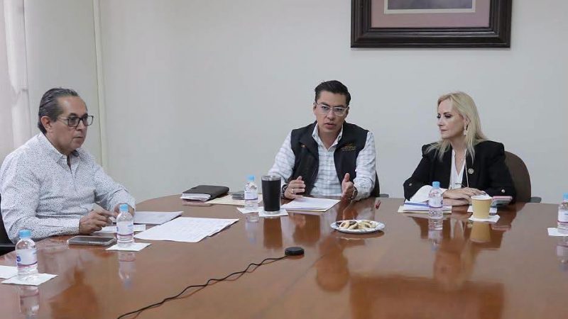 SE ANALIZA EN LA COMISIÓN DE SEGURIDAD UNA PROPUESTA AL EJECUTIVO ESTATAL PARA QUE EL CONGRESO DEL ESTADO TENGA UN ASIENTO EN LA MESA PARA LA CONSTRUCCIÓN DE LA PAZ.