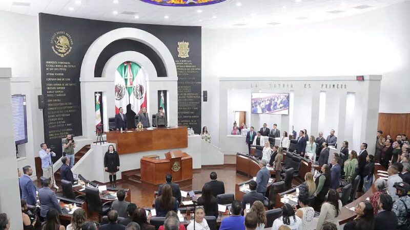 REPRESENTANTES DE LOS PODERES JUDICIAL Y EJECUTIVO RECONOCEN EL TRABAJO DE LAS Y LOS POTOSINOS EN FAVOR DE LAS FAMILIAS.