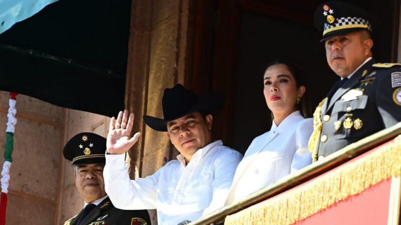 EL GOBERNADOR RICARDO GALLARDO ENCABEZA DESFILE CÍVICO-MILITAR Y ENALTECE EL ORGULLO DE SER MEXICANOS