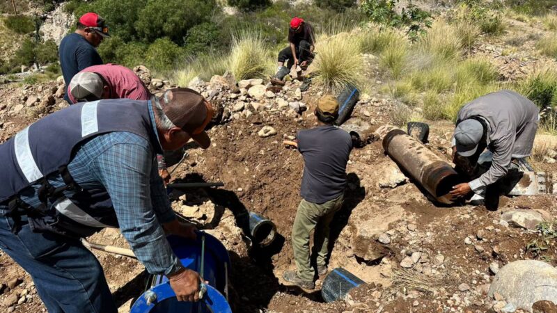 Interapas repara fuga de gran tamaño en Villamagna