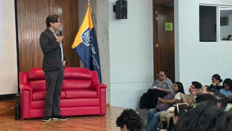 Redes de apoyo, clave para acompañar a personas que atraviesan una crisis de salud mental: catedrático de la UASLP.