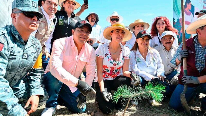 CAMPO POTOSINO RECIBE MÁS MAQUINARIA, SANIDAD Y APOYOS PARA LA PRODUCCIÓN