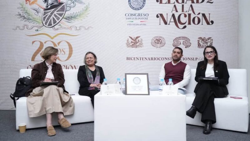 EL CONGRESO DE SAN LUIS POTOSÍ, LLEVÓ A CABO LA PRESENTACIÓN DEL LIBRO “LAS PRIMERAS CONSTITUCIONES ESTATALES DE MÉXICO 1824-1827”.