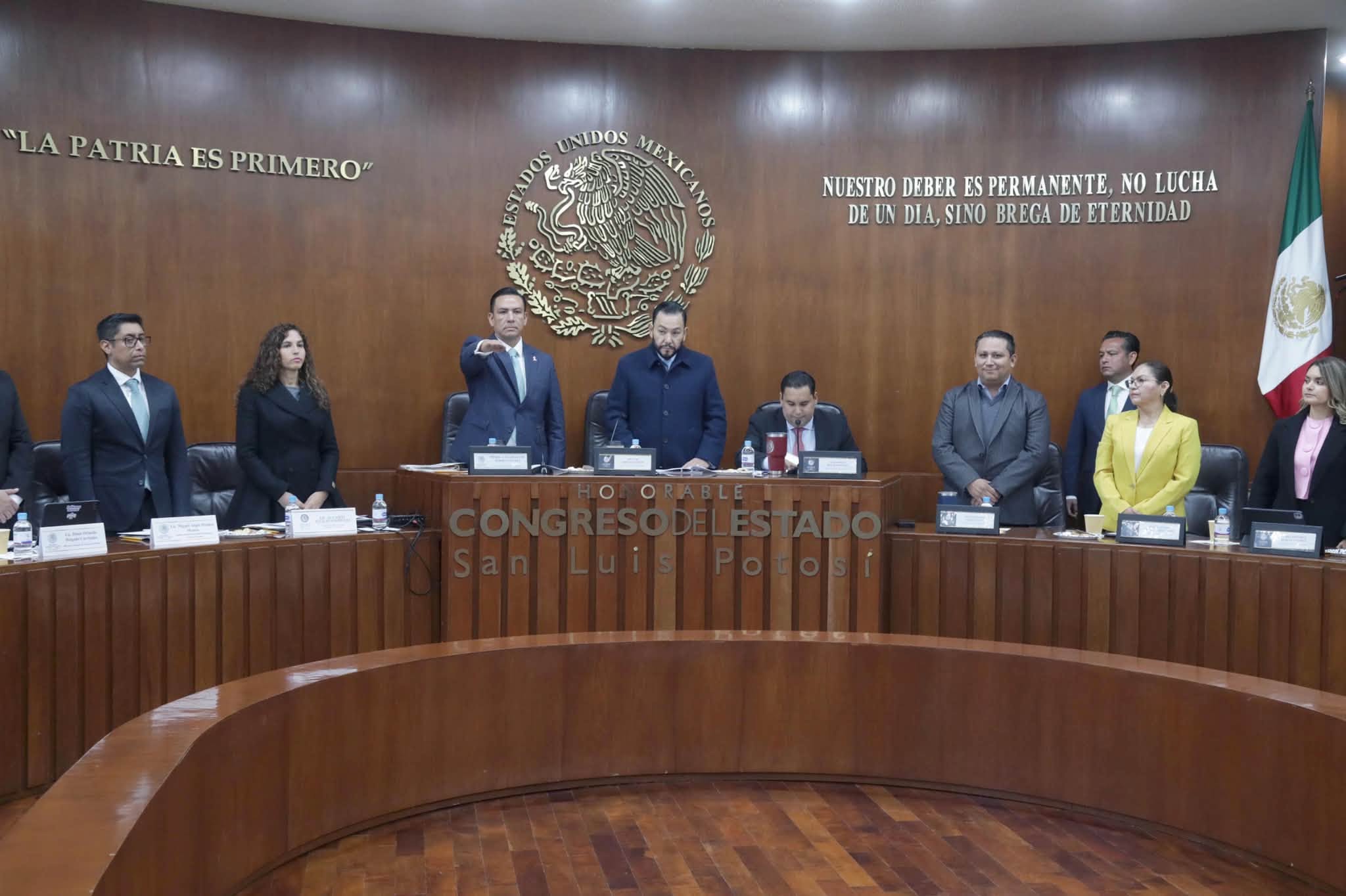 ARRANCAN LAS COMPARECENCIAS POR LA GLOSA DEL V INFORME DE GOBIERNO CON LA PRESENCIA DEL SECRETARIO DE GOBIERNO J. GUADALUPE TORRES.