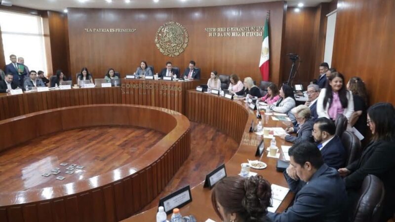 RICARDO GALLARDO INSTRUYE A SU GABINETE A RENDIR CUENTAS CLARAS ANTE EL CONGRESO EN COMPARECENCIAS POR EL QUINTO INFORME.