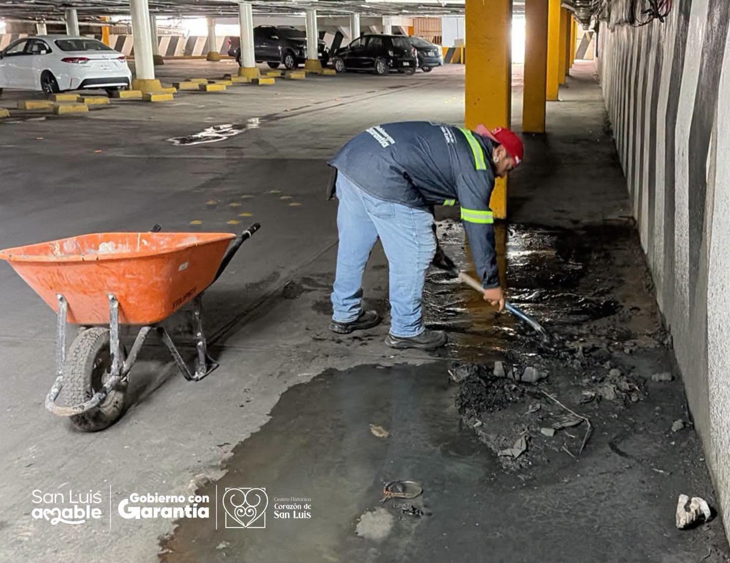 GOBIERNO DE LA CAPITAL REFUERZA MANTENIMIENTO Y LIMPIEZA EN EL MERCADO REPÚBLICA