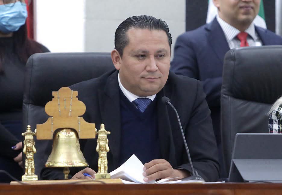EL DIP. LUIS FERNANDO GÁMEZ IMPULSA AGENDA DE EFICIENCIA ENERGÉTICA Y ENERGÍAS RENOVABLES PARA SAN LUIS POTOSÍ.