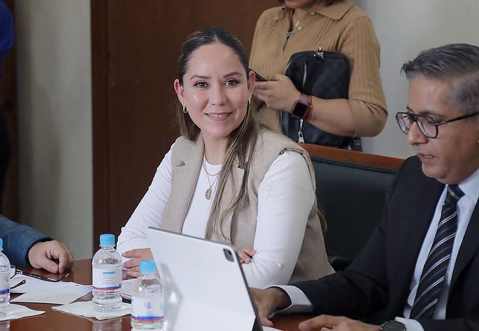 PREPARA COMISIÓN SEGUNDA DE HACIENDA Y DESARROLLO MUNICIPAL CAPACITACIÓN A LOS AYUNTAMIENTOS PARA LEYES DE INGRESOS 2027.