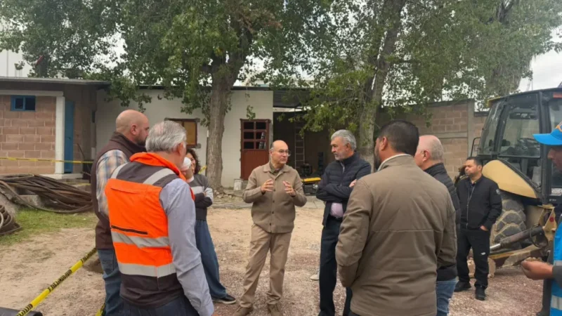 Enrique Galindo continúa con el programa de supervisión y rehabilitación de pozos de la ciudad