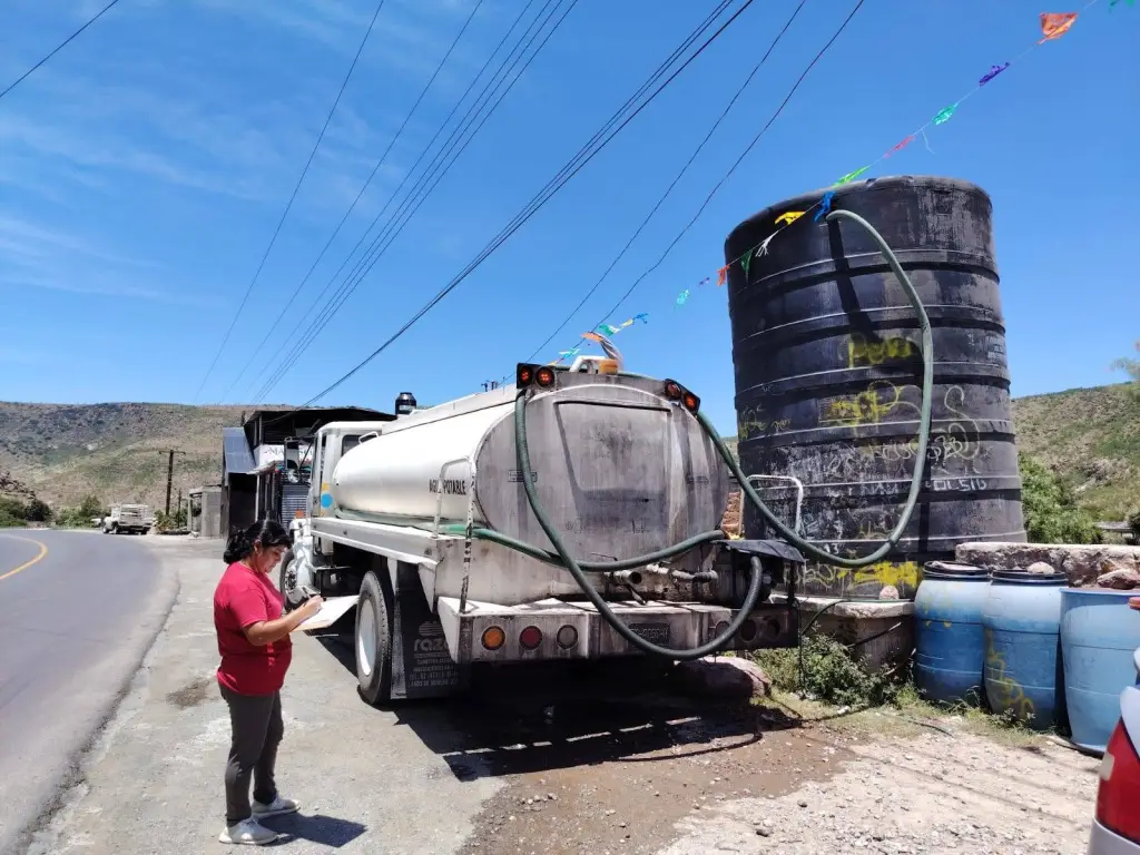 Intensifica abasto con pipas el Gobierno Capitalino con acciones de la Dirección de Agua