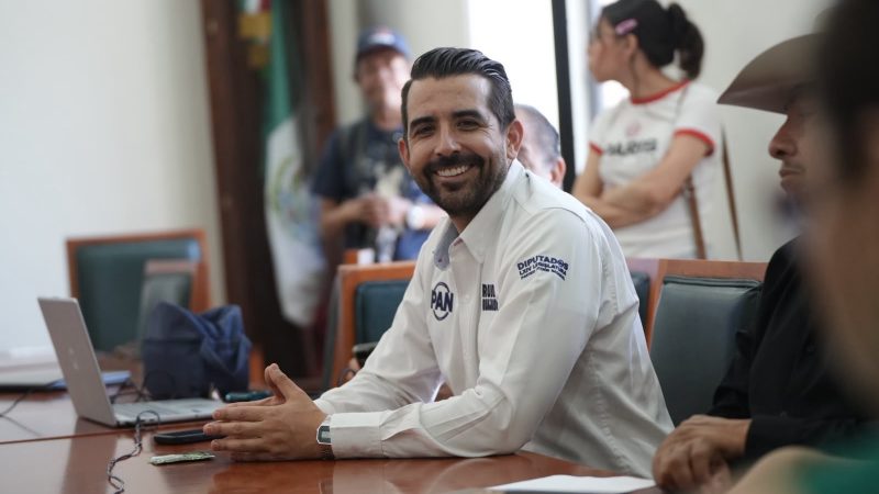 La prioridad es vencer en las urnas, no dividir al PAN: Rubén Guajardo