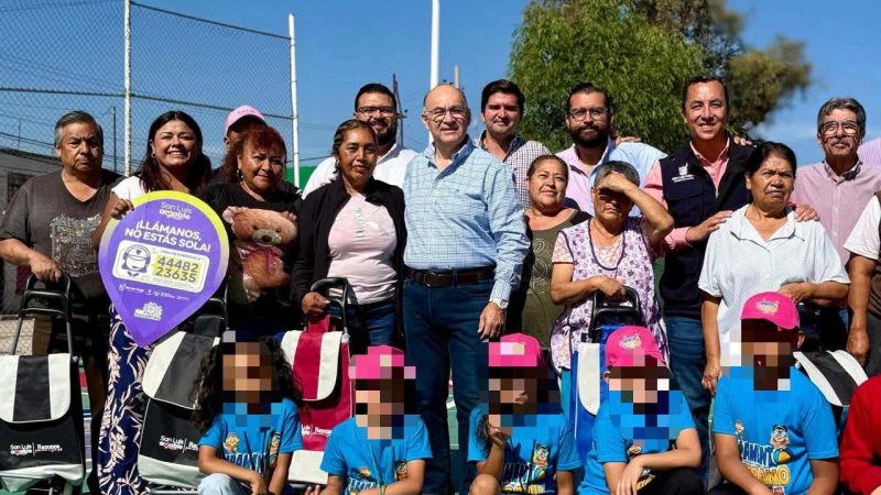 Enrique Galindo rehabilita canchas deportivas en Las Julias