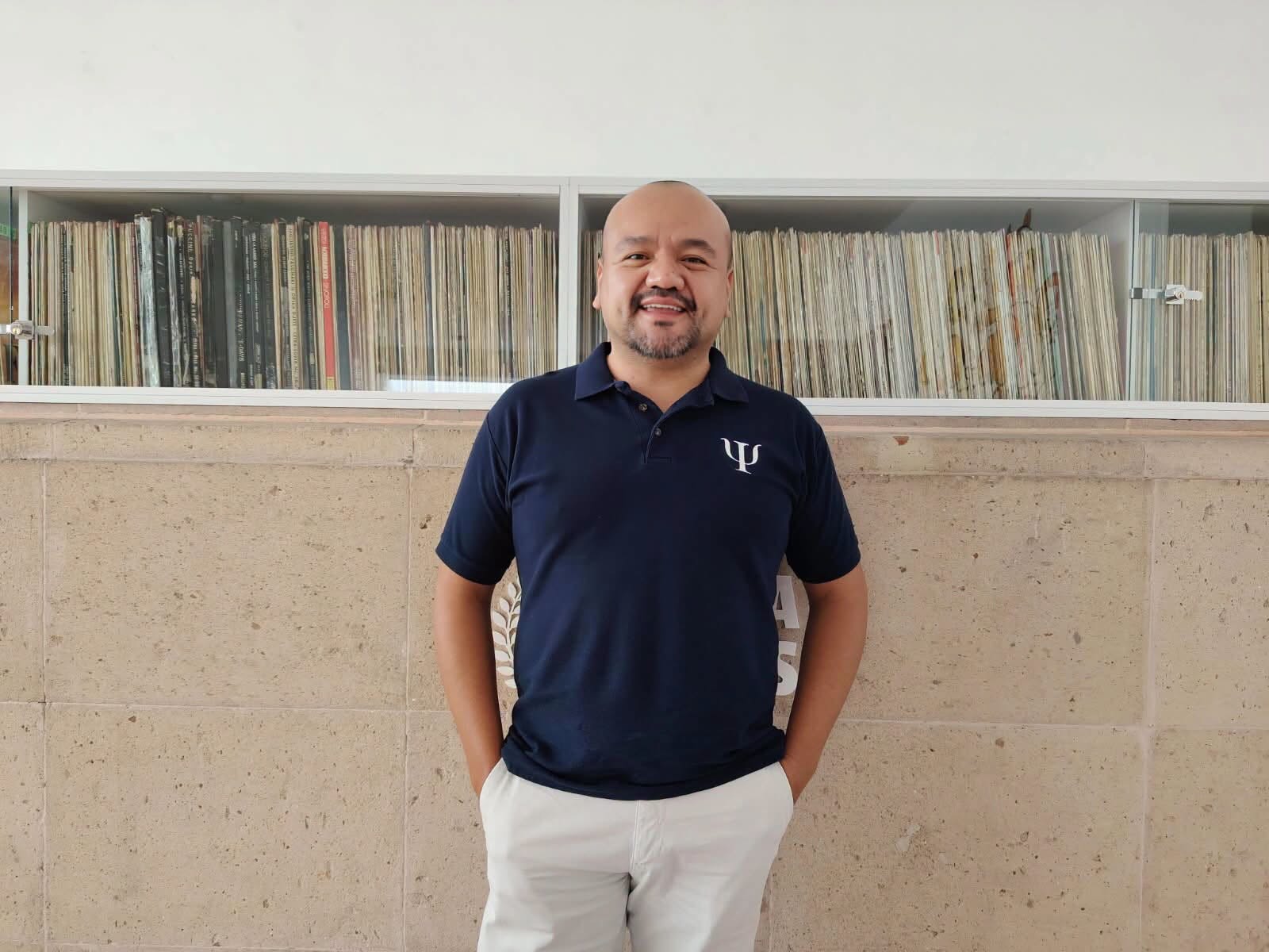 “Desconectarse” durante las vacaciones es fundamental para mejorar la salud mental, señala experto de la UASLP