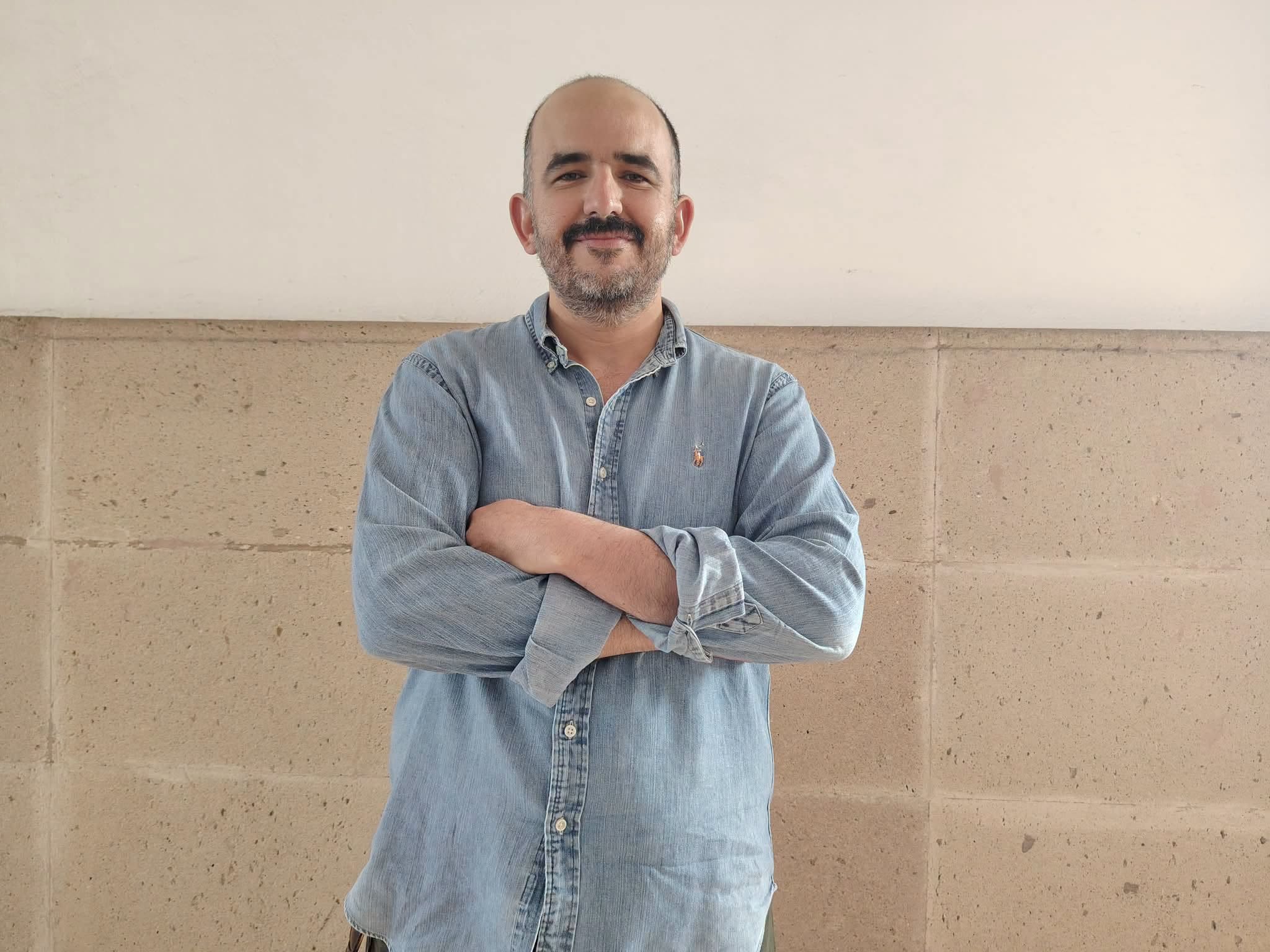 PROYECTO UNIVERSITARIO DESARROLLA HERRAMIENTAS DE INTELIGENCIA ARTIFICIAL PARA RECONSTRUIR REDES SOCIALES DEL PASAD