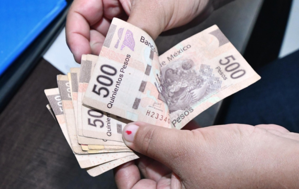 Descarta grandes cambios en la economía de México