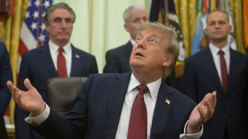 Trump sube la economía global a una montaña rusa