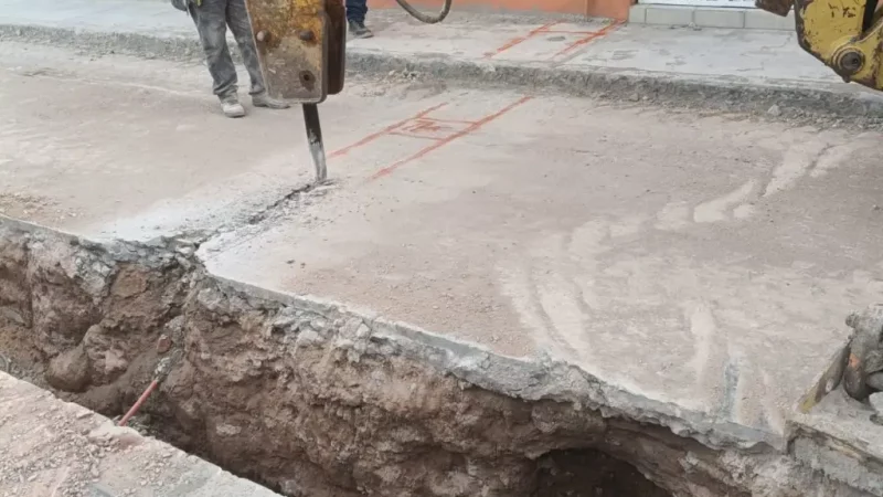 Obra integral de Interapas mejora agua y drenaje en la calle Escandón