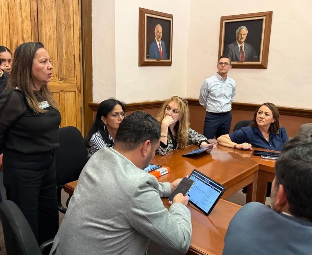 Presenta Secretaría de Ayuntamiento capitalino nuevo sistema digital de votación de cabildo