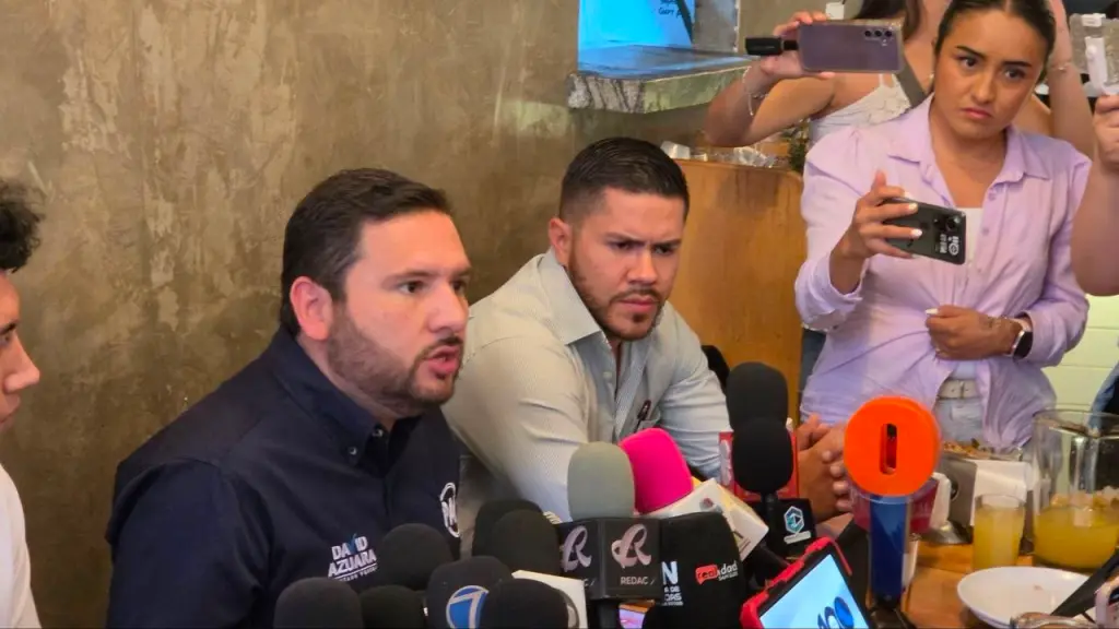 TRAS RECORRER 100 COLONIAS, DAVID AZUARA ABRE UNA NUEVA ETAPA DE TRABAJO PARA SLP