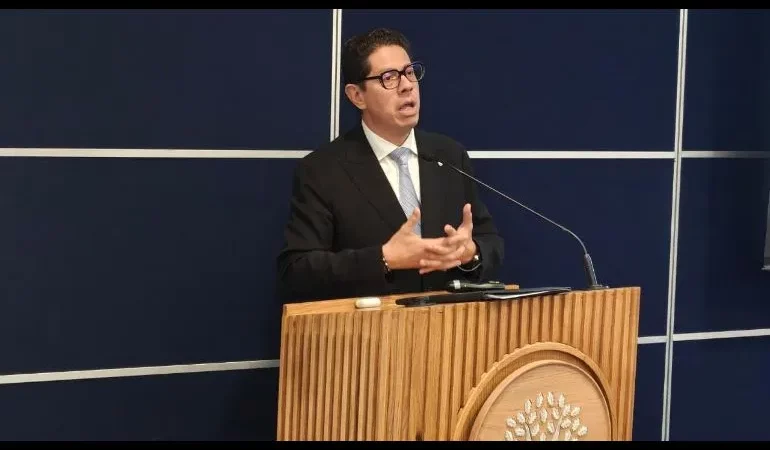 Ven renovación del T-MEC, pero persistirán presiones a México