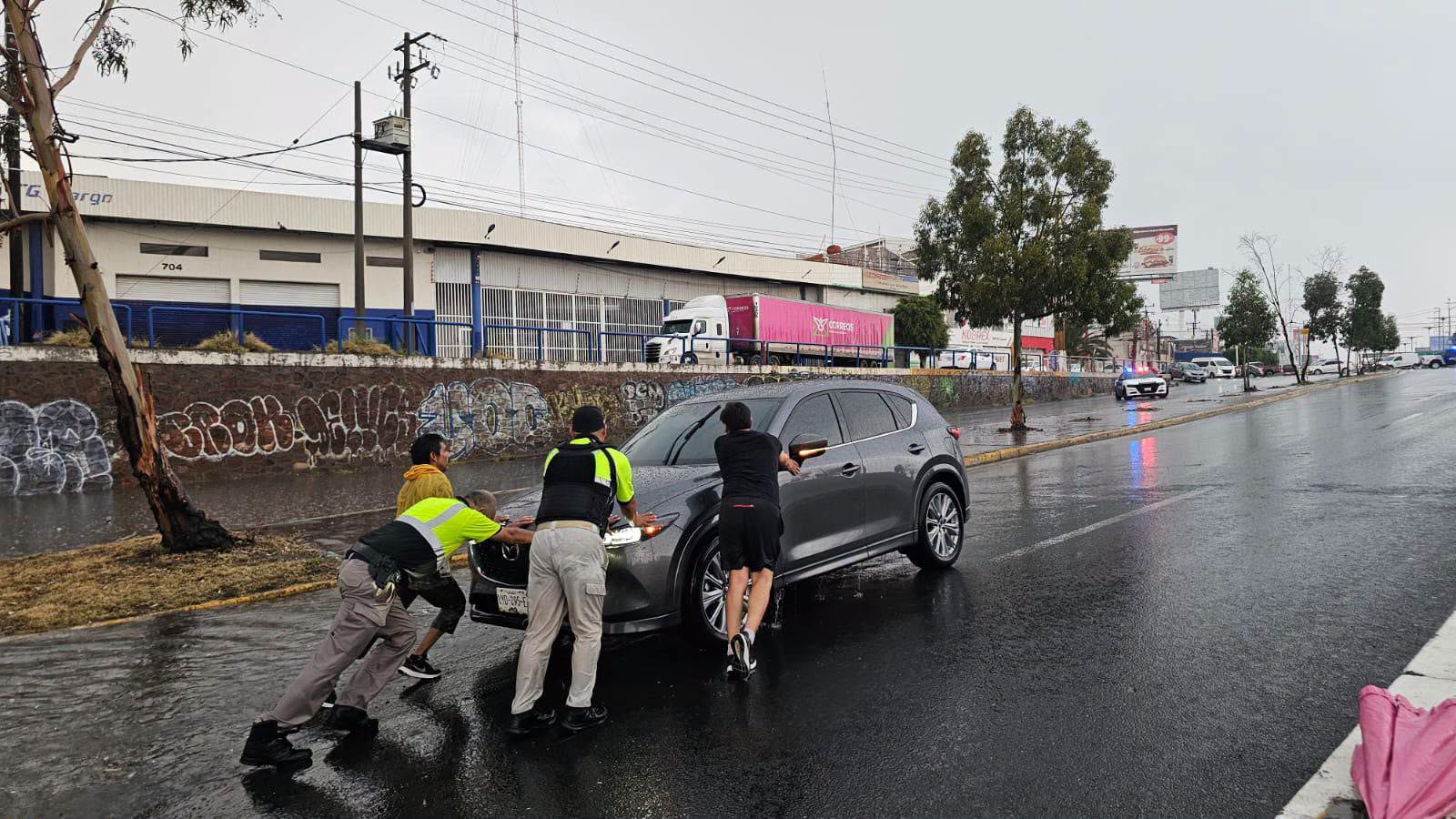 GOBIERNO DE LA CAPITAL DESPLIEGA RESPUESTA INMEDIATA ANTE LAS LLUVIAS