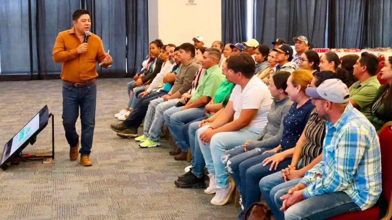 GOBERNADOR RICARDO GALLARDO AMPLÍA LOS APOYOS SOCIALES EN VILLA DE LA PAZ Y VILLA DE ARISTA