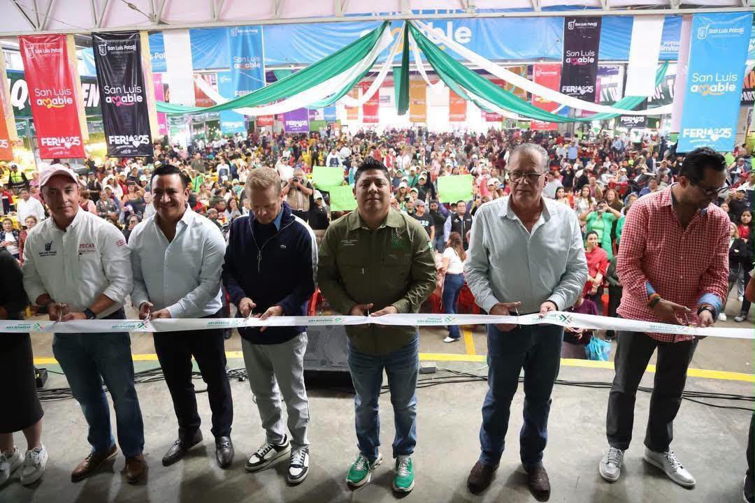 EL GOBERNADOR RICARDO GALLARDO LLEVA EL SABOR Y TRADICIÓN CON EL DÍA DE LA GARNACHA EN FENAPO 2026