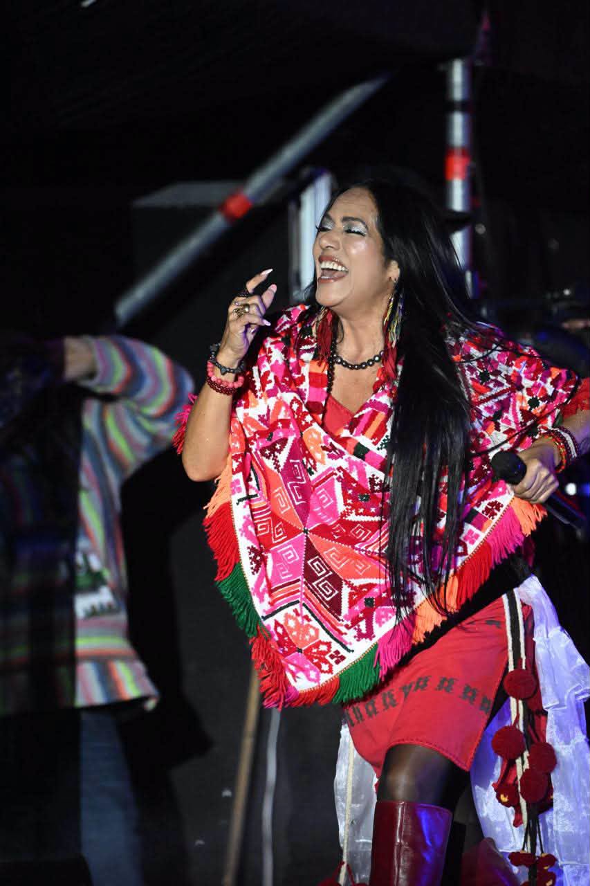 LILA DOWNS CIERRA SIN LÍMITES UN PRIMER FIN DE SEMANA HISTÓRICO EN LA FENAPO 2026
