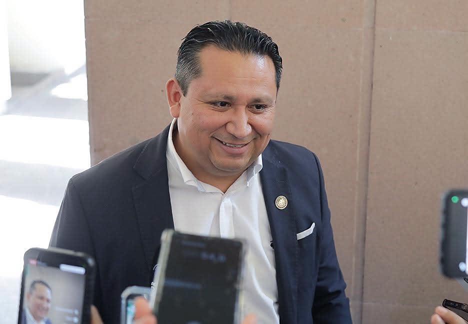 ANTE LA REPROBATORIA CALIFICACIÓN DE 41.5% ASIGNADA A INTERAPAS POR EL RADAR DEL AGUA, EL ALCALDE DE SLP INTENTA CULPAR A UN PROCESO ADMINISTRATIVO DEL PASADO POR LA FALTA DE AGUA EN LOS HOGARES.