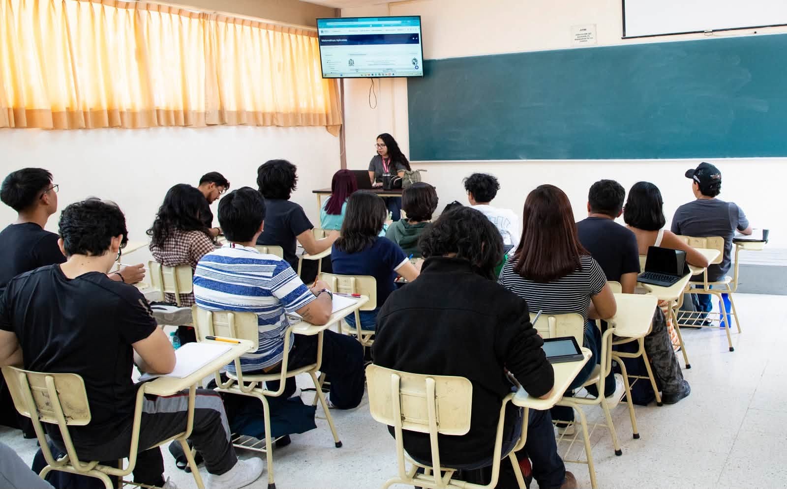 UASLP inició hoy el ciclo académico 2026-2027 con una comunidad universitaria activa.