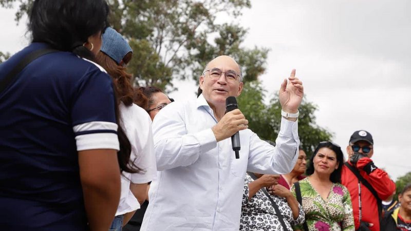 Unidos, vecinos y Gobierno de la Capital recuperan el espacio público