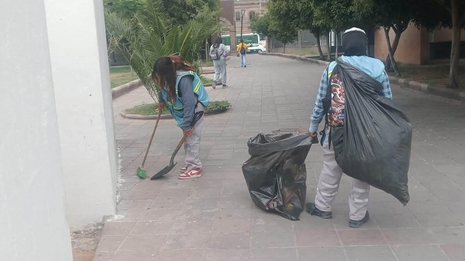 Gobierno de la Capital refuerza limpieza en la Plaza del Mariachi y zona de los Huaracheros