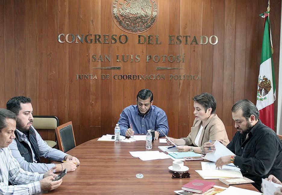 SE REALIZARÁN DIVERSOS CONVESATORIOS CON MOTIVO DEL BICENTENARIO DE LA CONSTITUCIÓN POLÍTICA DEL ESTADO DE SAN LUIS POTOSÍ.
