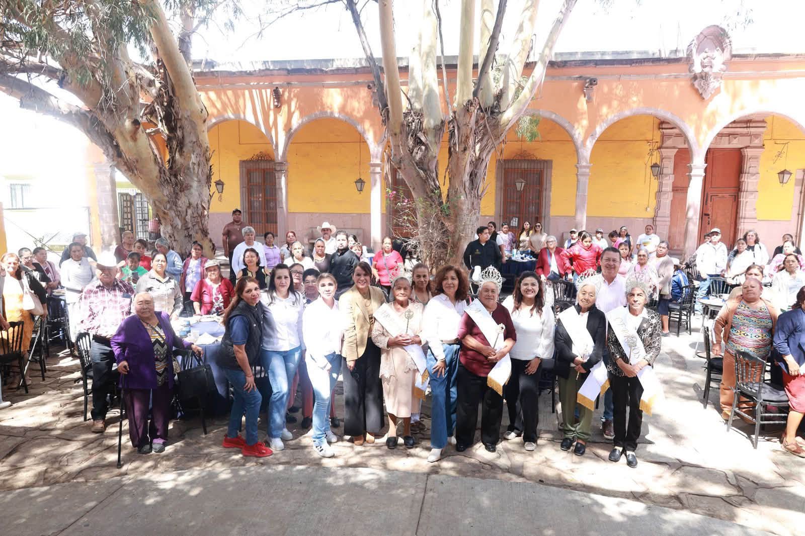 Adultos mayores de La Pila se sumarán a “Almas en Libertad” del DIF Municipal