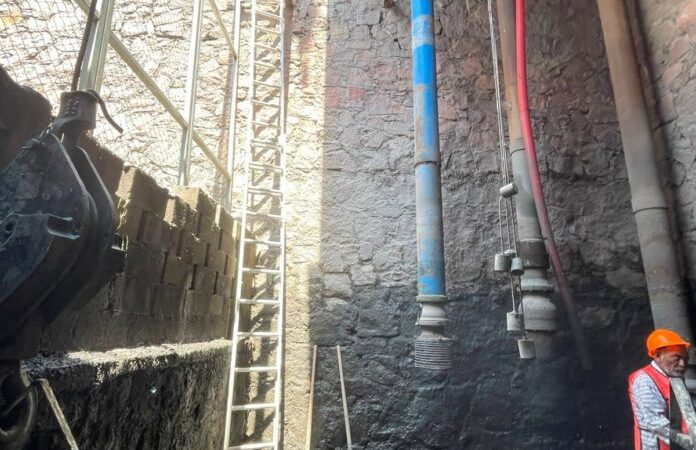 Interapas retira más de 120 toneladas de residuos del cárcamo del puente Pemex
