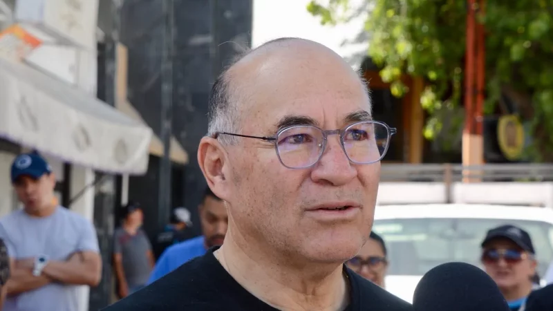 Enrique Galindo confía en liberar 19 obras municipales tras reunión con el Gobernador