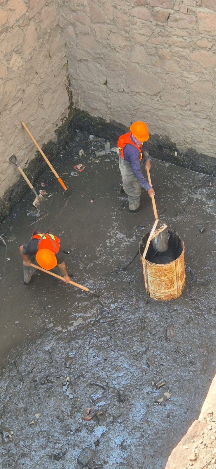 Interapas inicia limpieza del cárcamo pluvial en el puente Pemex