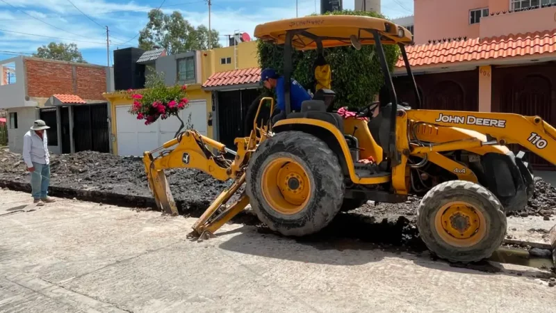 Interapas comienza renovación sanitaria en Valle Dorado