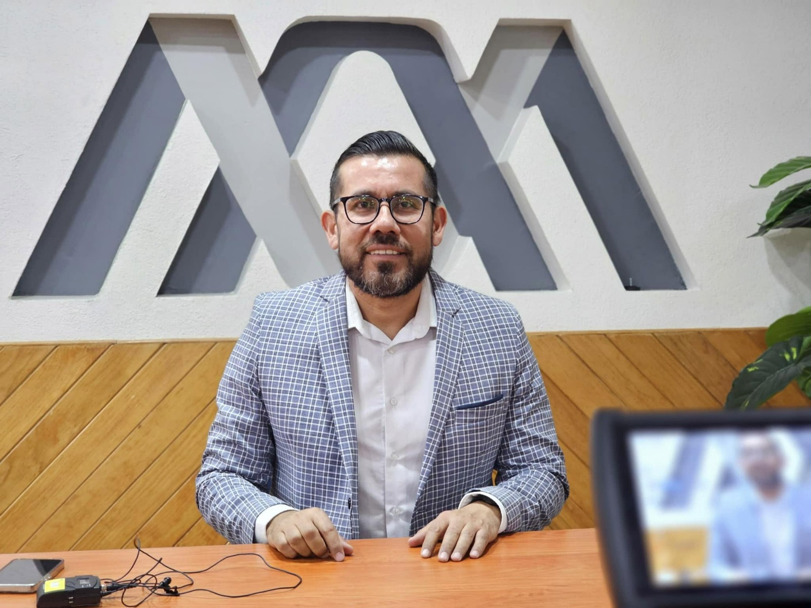 Teodoro Briceño presenta “Conectando Audiencias”, una mirada al mundo de las Relaciones Públicas