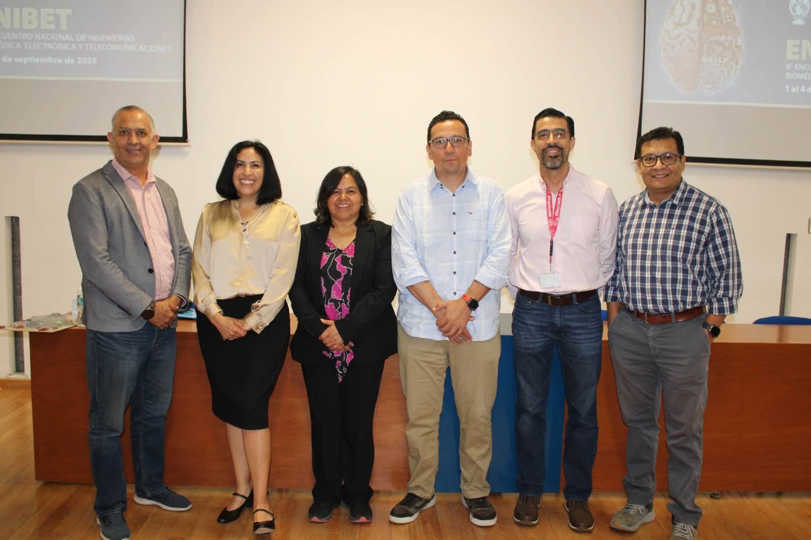 Experta del IPN destaca en la UASLP la importancia de la investigación para avanzar hacia una movilidad más segura e inteligente.