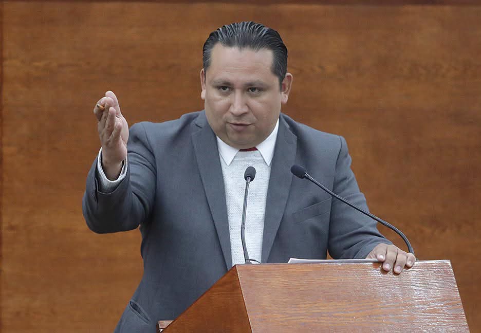 EL PLENO APROBÓ UNA REFORMA A LA LEY DE EDUCACIÓN DEL ESTADO PRESENTADA POR EL DIP. LUIS FERNANDO GÁMEZ MACÍAS PARA QUE SE DENUNCIEN CASOS DE VIOLENCIA CONTRA ESTUDIANTES.