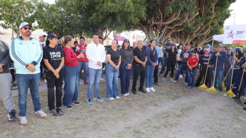 DE LA CAPITAL ATIENDE DIRECTAMENTE A LAS COLONIAS EN DOMINGO DE PILAS