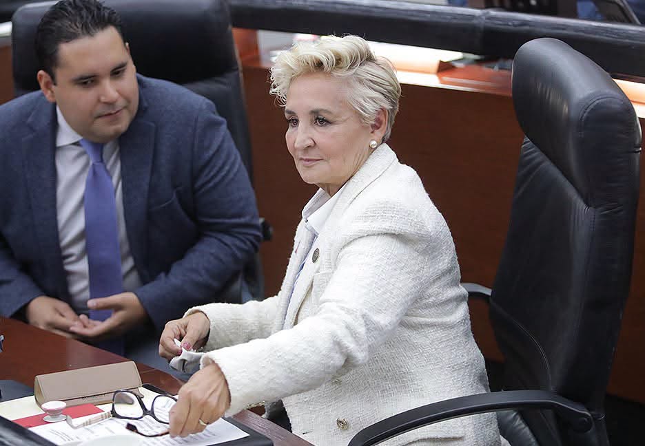 SE DEBE ESTABLECER EL PROGRAMA ESTATAL DE AULAS HOSPITALARIAS PARA NIÑAS, NIÑOS Y ADOLESCENTES CON CÁNCER Y OTRAS ENFERMEDADES DE ATENCIÓN PROLONGADA.