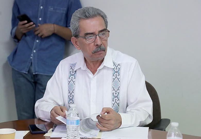 CONGRESO DEL ESTADO ANALIZARÁ A FONDO LA INICIATIVA QUE ENVIÉ EL GOBERNADOR RICARDO GALLARDO PARA PROHIBIR EL USO DE CELULARES EN PRIMARIAS Y SECUNDARIAS.