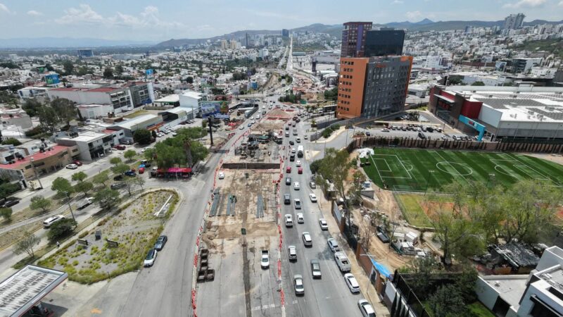 MAGNA OBRA DEL PUENTE DE LA FAMILIA AVANZA CONFORME A LOS TIEMPOS ESTABLECIDOS: RICARDO GALLARDO