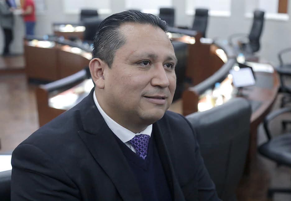 TRAS ASUMIR LA DIRECTIVA, EL DIP. LUIS FERNANDO GÁMEZ SE COMPROMETE A PRIORIZAR EL DIÁLOGO, LA PLURALIDAD, LA PRODUCTIVIDAD LEGISLATIVA Y UNA MAYOR PARTICIPACIÓN DE LA SOCIEDAD CIVIL.
