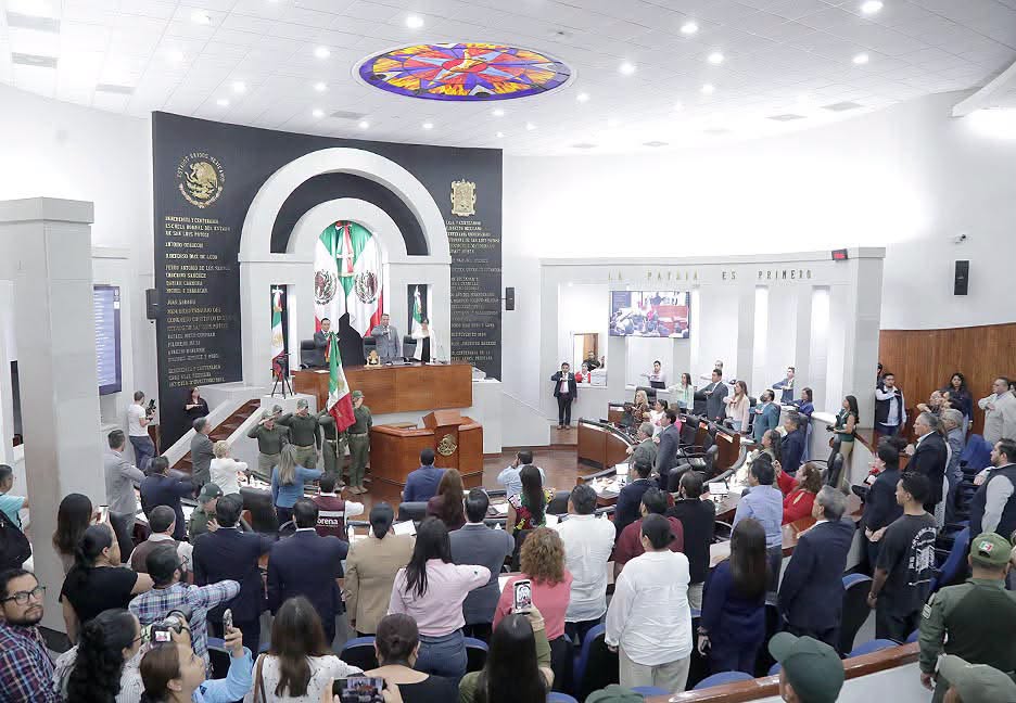 LXIV LEGISLATURA DEL CONGRESO DEL ESTADO ABRE SU PRIMER PERIODO ORDINARIO DE SESIONES, CORRESPONDIENTE AL TERCER AÑO DE EJERCICIO CONSTITUCIONAL.